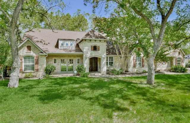 10203 Ravenswood Road - 10203 Ravenswood Road, Pecan Plantation, TX 76049