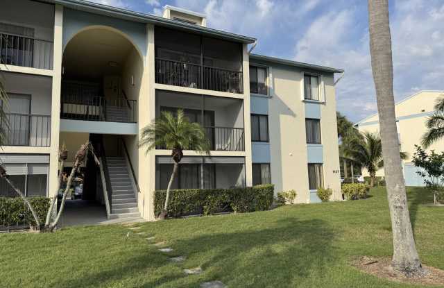 1107 Green Pine Boulevard photos photos