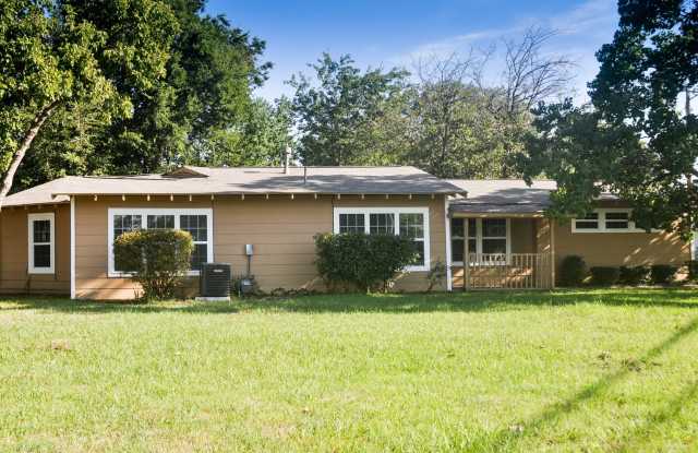 6601 Stonewall-House photos photos