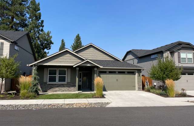 Beautiful Single-Level 3-Bedroom, 2-Bath Home in Sisters, Oregon photos photos Beautiful Single-Level 3-Bedroom, 2-Bath Home in Sisters, Oregon photos photos
