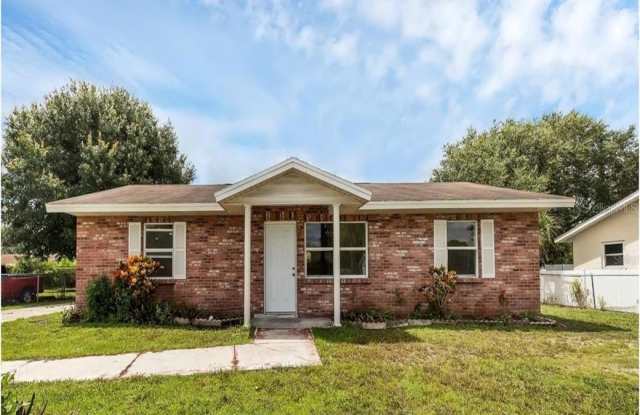 2112 14TH AVENUE E photos photos