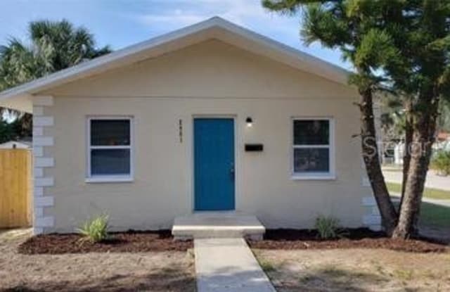 2901 6TH STREET S - 2901 6th Street South, St. Petersburg, FL 33705