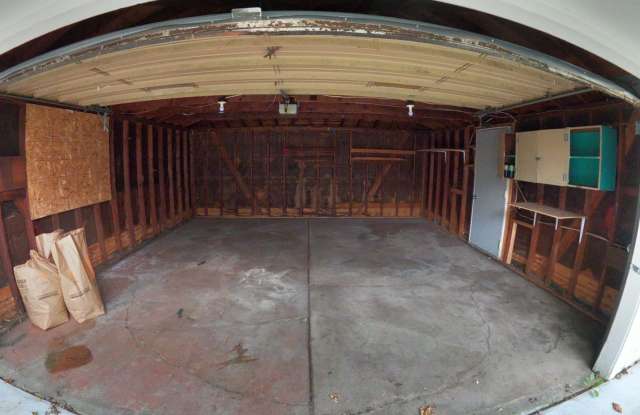 2360 Mapledale Gallery 4