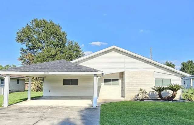 Spacious 3BR House in Bridge City photos photos