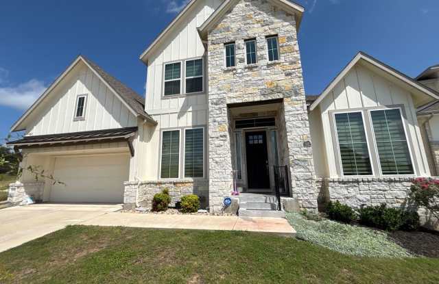 Tucked Away Luxury Retreat For Your Future Home Gallery 3