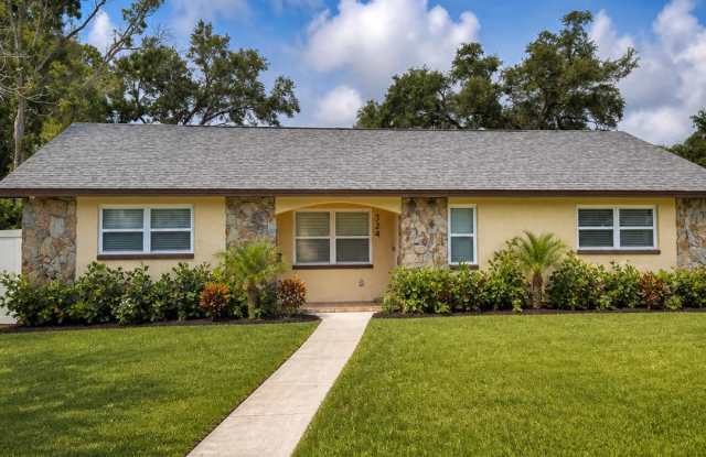 Updated 2/2/1 Home in Northeast St. Petersburg! photos photos Updated 2/2/1 Home in Northeast St. Petersburg! photos photos