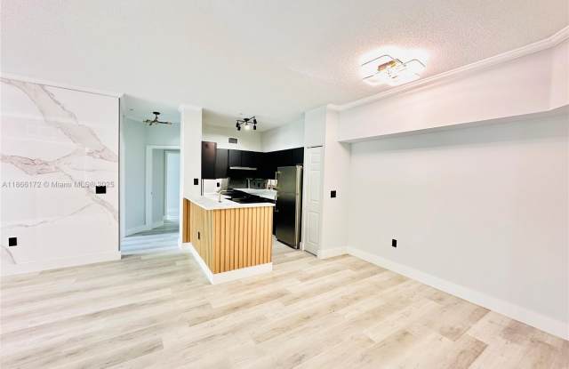 11637 W ATLANTIC BLVD photos photos
