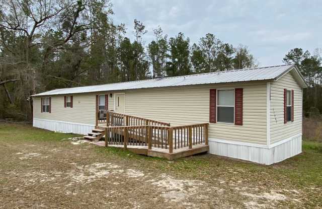 Newly renovated 3 Bedroom, 2 Bath home in Suwannee County photos photos