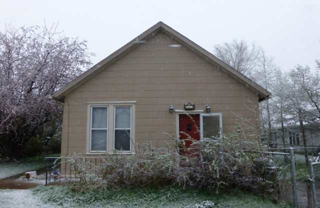 464 North 4th St. - 464 North 4th Street, Laramie, WY 82072 464 North 4th St. - 464 North 4th Street, Laramie, WY 82072