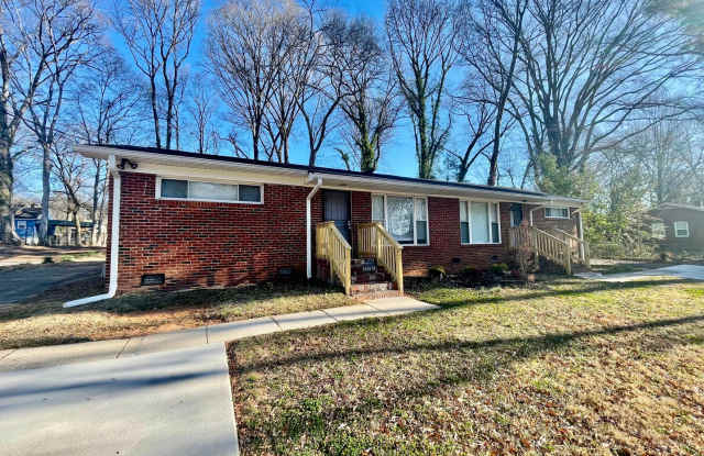 Welcome to Burgess2937, A Newly renovated charming 2-bedroom, 1-bathroom Duplex located in the vibrant city of Charlotte, NC photos photos