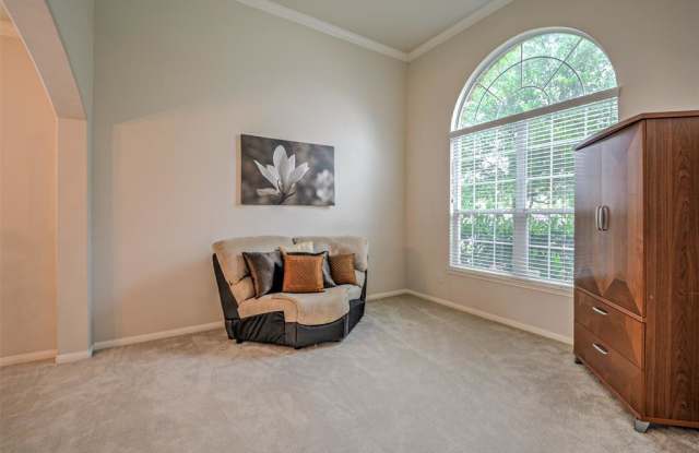 15111 Willowhurst Drive Gallery 3