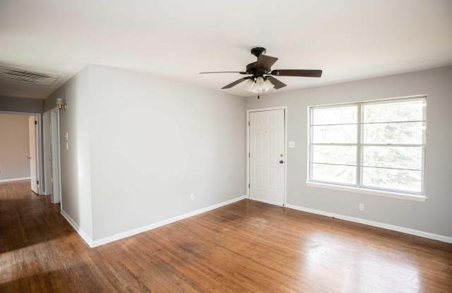 1524 E Lee Avenue Gallery 2