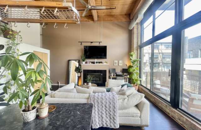 1935 N Fairfield Ave photos photos 1935 N Fairfield Ave photos photos