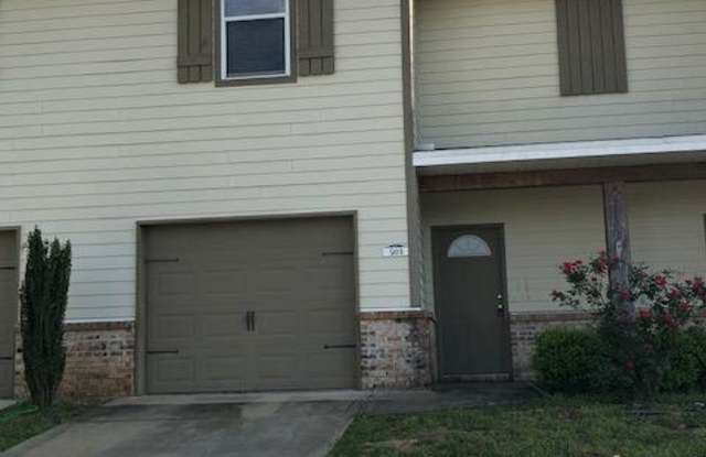 Beautiful Townhome in Arbor Lakes! photos photos