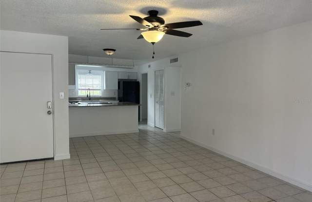 1140 83RD AVENUE N Gallery 4