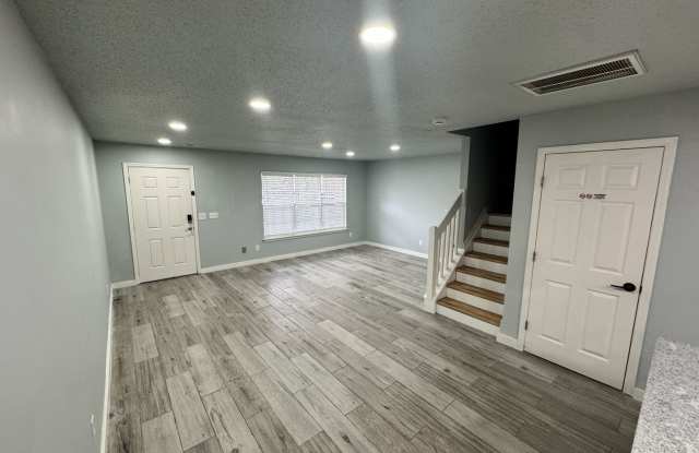 READY TO MOVE IN !! Gallery 4