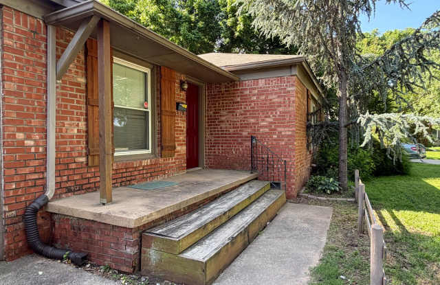 Brookside Bungalow! Gallery 3
