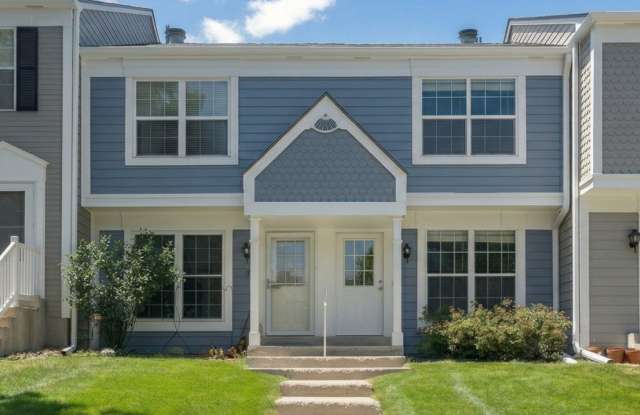 2 Bed / 2 Bath Single Family Home in Lakewood | $2,300/mo photos photos