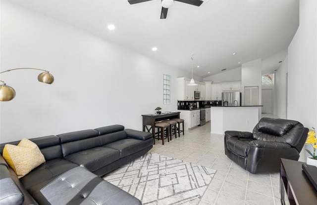 5385 NW 124th Way, Coral Springs, FL 33076 Gallery 3