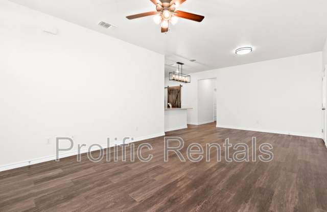 5003 Rose Garden Loop - 1 Gallery 4