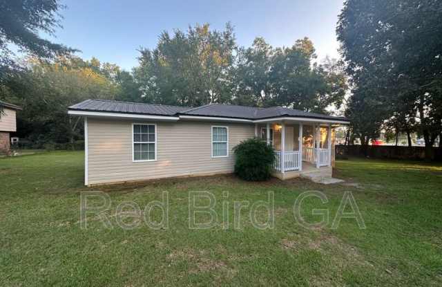 1230 Harris Street - 1230 Harris Street, Milledgeville, GA 31061