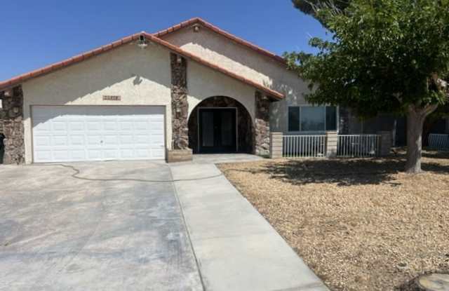 LAKE HOME - 26478 Buccaneer Lane, Silver Lakes, CA 92342