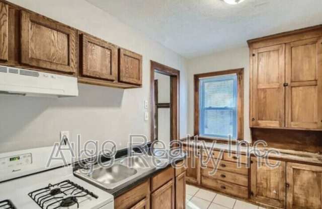 3548 Portland Avenue - 4 photos photos