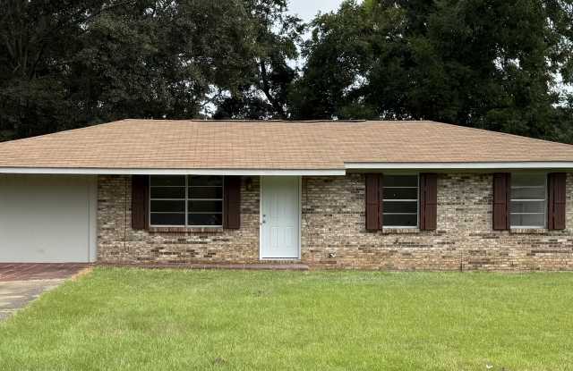 304 Morningview Rd - 304 Morningview Road, Taylor, AL 36301