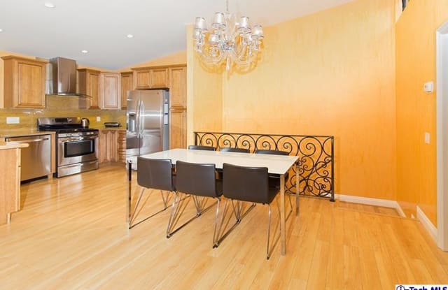 715 E ELK Avenue - 715 East Elk Avenue, Glendale, CA 91205