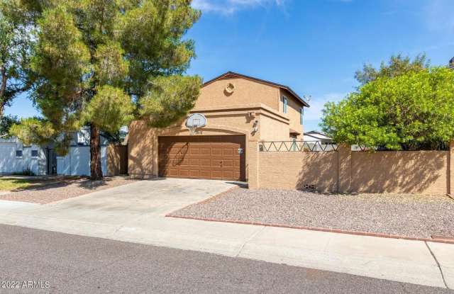 1502 E Topeka Drive photos photos