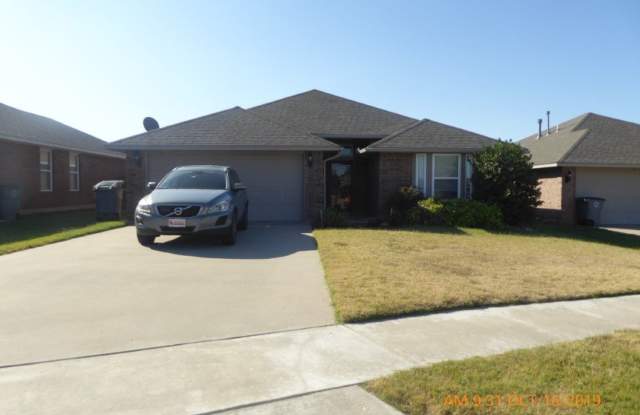 4806 SW Malcom Gallery 3