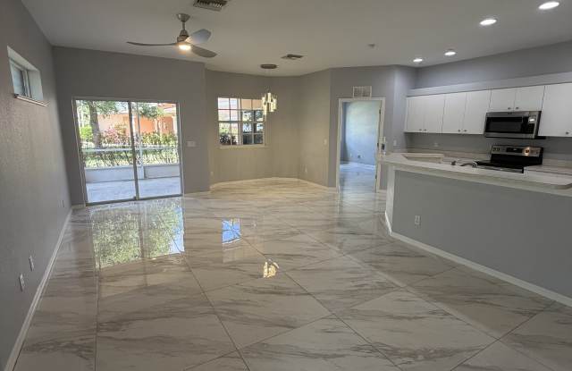 19949 Lake Vista Circle North photos photos