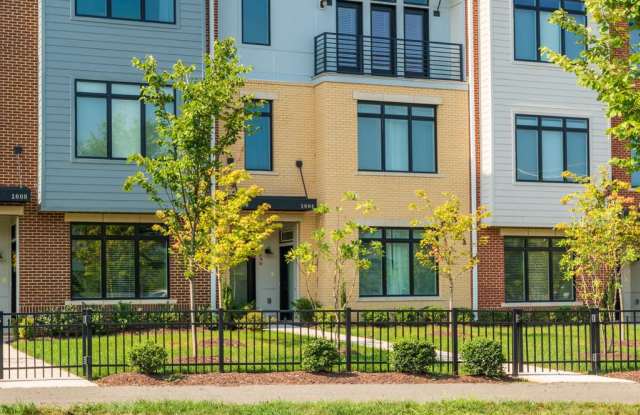 1006 RIBBON LIMESTONE TERRACE SE - 1006 Ribbon Limestone Terrace, Leesburg, VA 20175