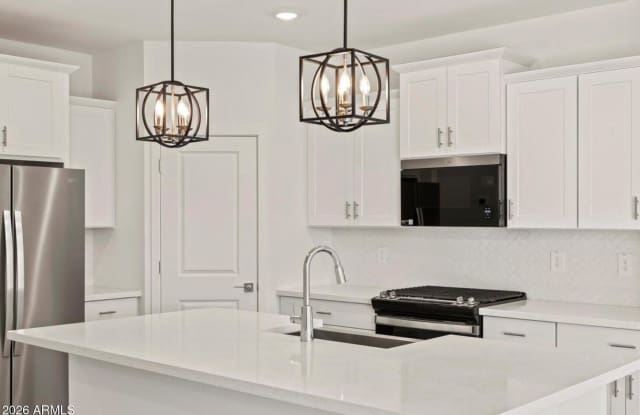 15887 W COTTONTAIL Lane photos photos