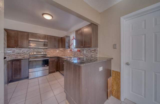 12220 NE Miami Pl photos photos