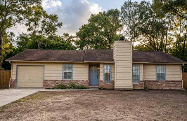 303 Springwood Circle photos photos