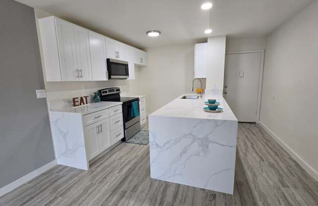Upgraded Downstairs One Bedroom Unit in Orange photos photos