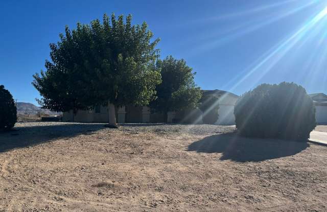 3 bedroom 2 bathroom Home in the City of Victorville! photos photos