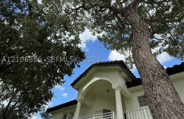 8852 NW 111th Ct Gallery 1