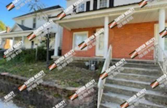 533 West Franklin Street photos photos