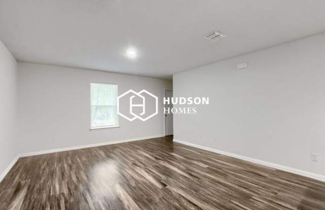 817 Hubert Street Gallery 3
