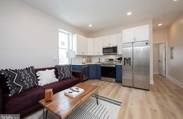 2001 S NORWOOD Street unit: B photos photos