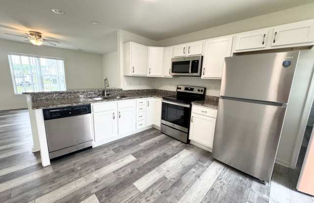 1640 Warren Way photos photos