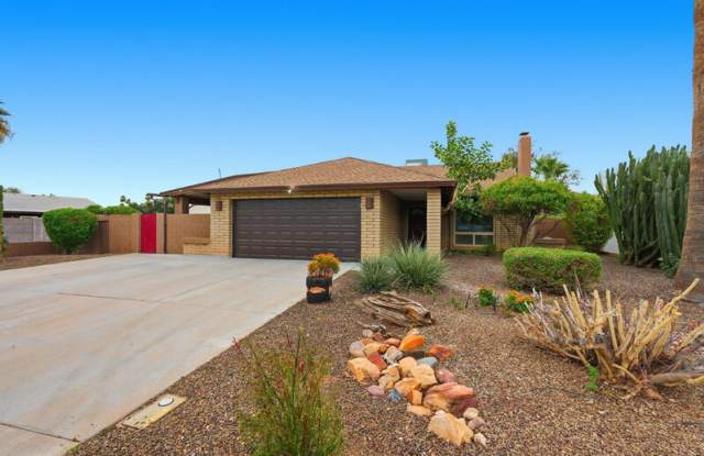 1805 W Curry Dr photos photos