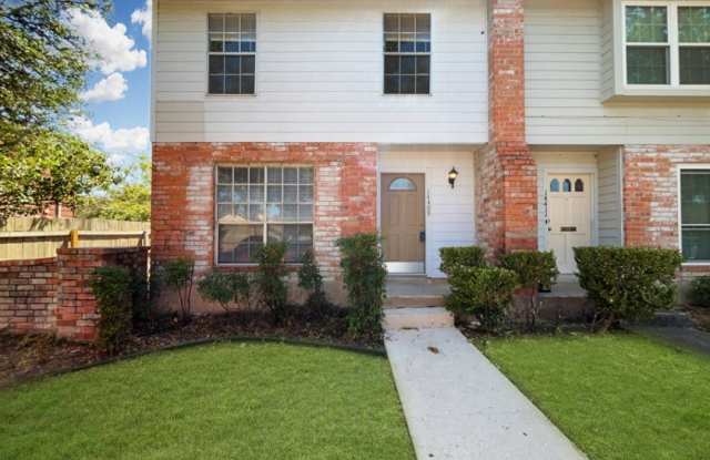 14409 BROOK HOLLOW BLVD photos photos