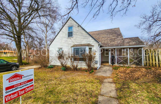 Great Deal !!! 4 Bedroom 1 Bath Home in Des Moines photos photos