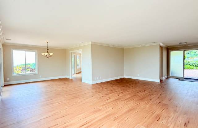 3 Bedroom + Office | 2 Bathrooms | Spectactular Ocean  Mountain Views | Central AC photos photos