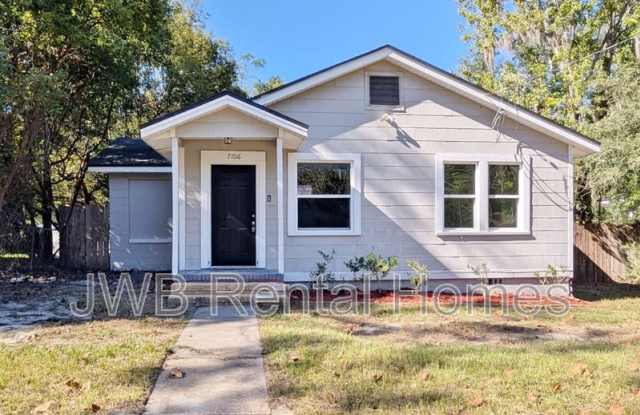 7106 Bloxham Ave - 7106 Bloxham Avenue, Jacksonville, FL 32208