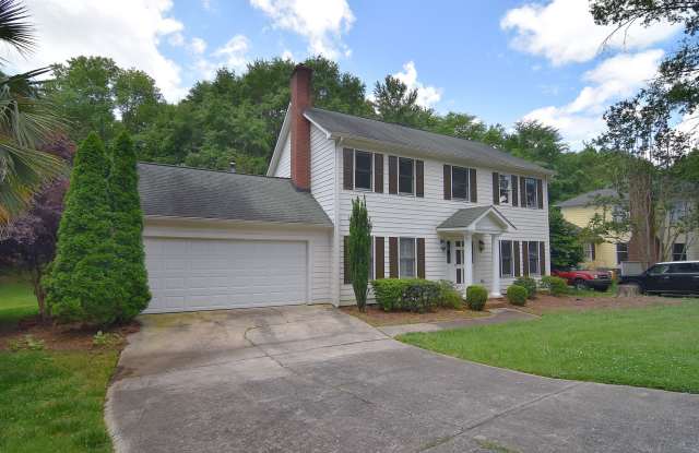 4 bed 2.5 Bath Single Family Home in Old Providence South Neighborhood! - 6554 Cross Field Lane, Charlotte, NC 28226