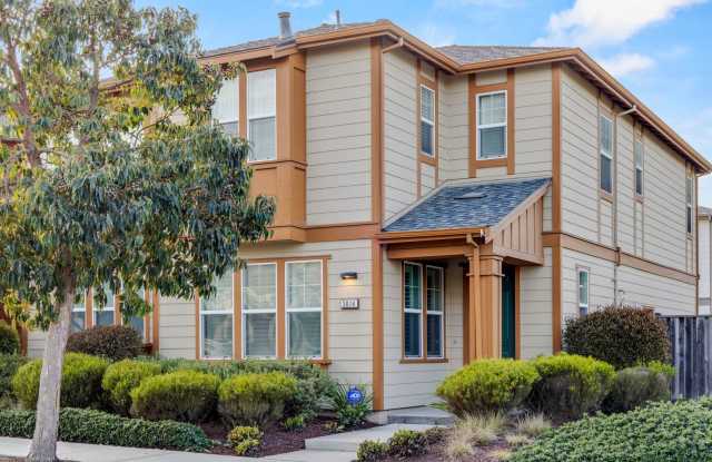 Stunning 4 Bedroom in the Dunes - Available for showings March 2nd photos photos